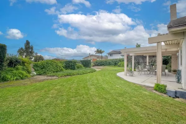 Carlsbad, CA 92009,2609 Sombrosa Street