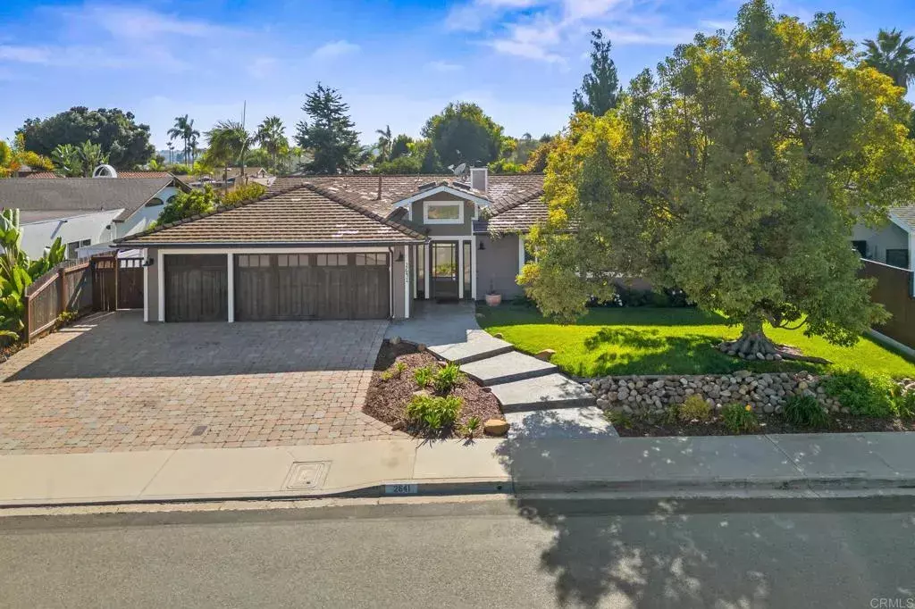 Carlsbad, CA 92009,2641 La Gran Via