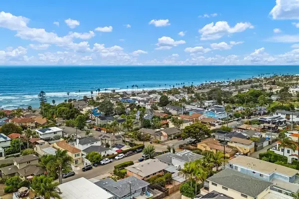 Cardiff By The Sea, CA 92007,2409 Newcastle Avenue #A&B