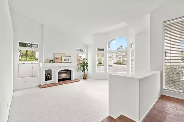 Oceanside, CA 92056,4932 Alameda Drive