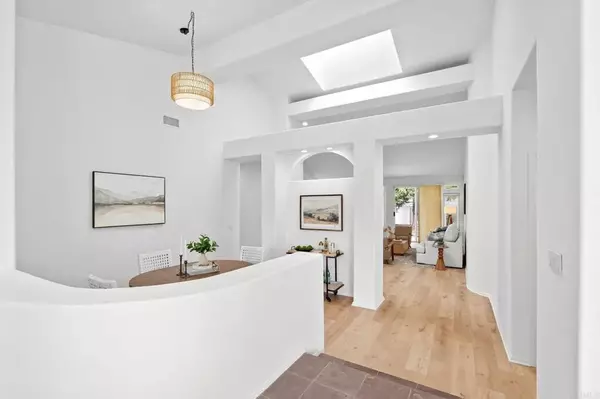 Oceanside, CA 92056,4932 Alameda Drive