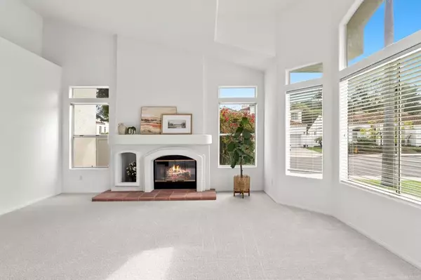 Oceanside, CA 92056,4932 Alameda Drive