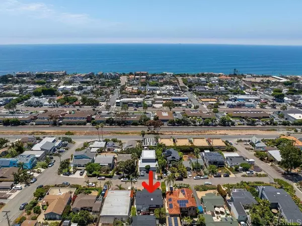 Encinitas, CA 92024,835 Dewitt Avenue #B