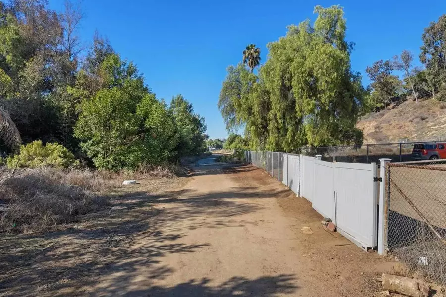 61 First, Chula Vista, CA 91910