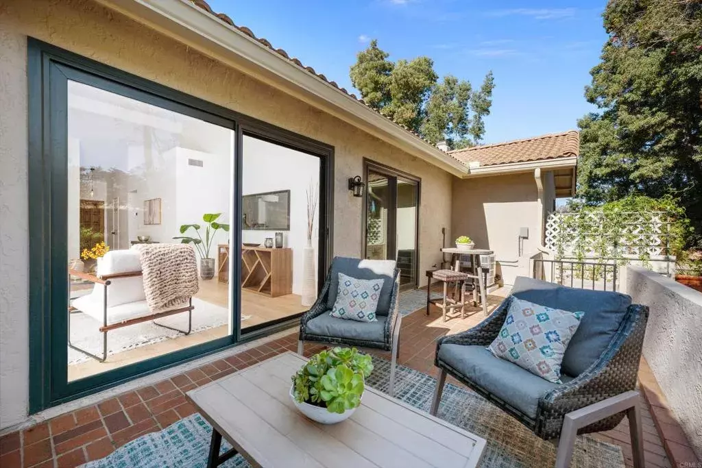 Rancho Bernardo (san Diego), CA 92128,17823 Avenida Alozdra
