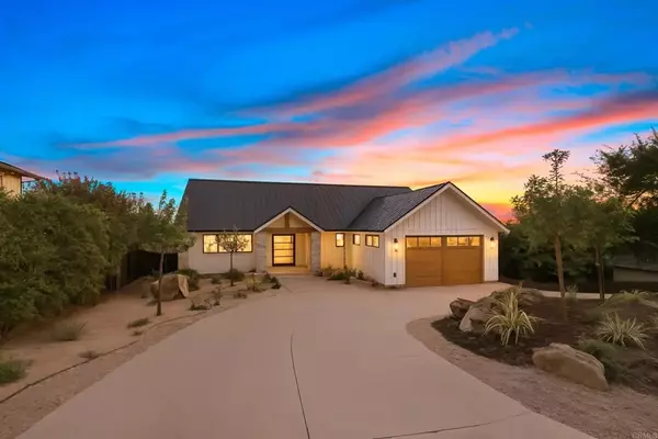 Carlsbad, CA 92008,3920 Holly Brae