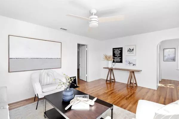 Carlsbad, CA 92008,1010 Grand Avenue