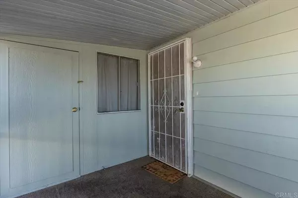 Vista, CA 92083,718 Sycamore #44