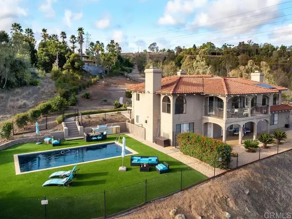 7087 Rancho Santa Fe View Court, Rancho Santa Fe, CA 92067