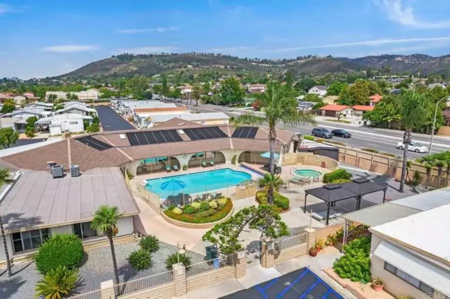 1401 El Norte Parkway #SPC 174, San Marcos, CA 92069