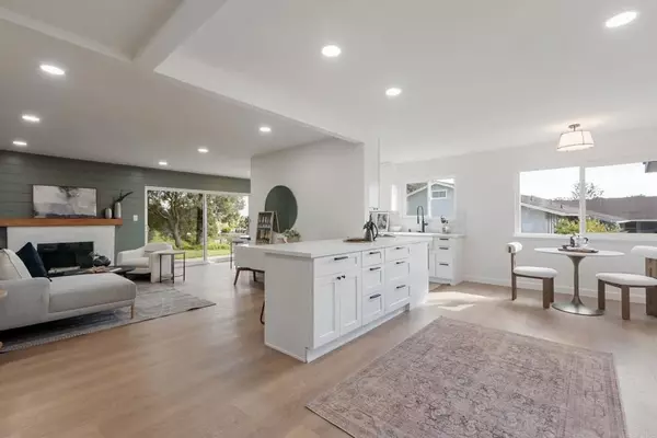 5977 Erlanger Street, San Diego, CA 92122