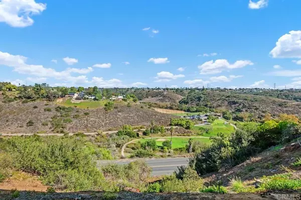 Clairemont Mesa, CA 92117,2925 Cowley Way #B