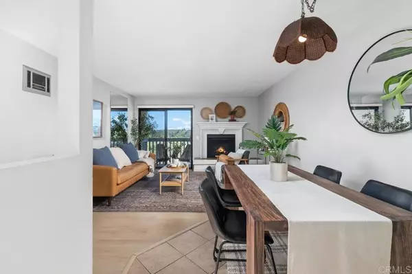 Clairemont Mesa, CA 92117,2925 Cowley Way #B