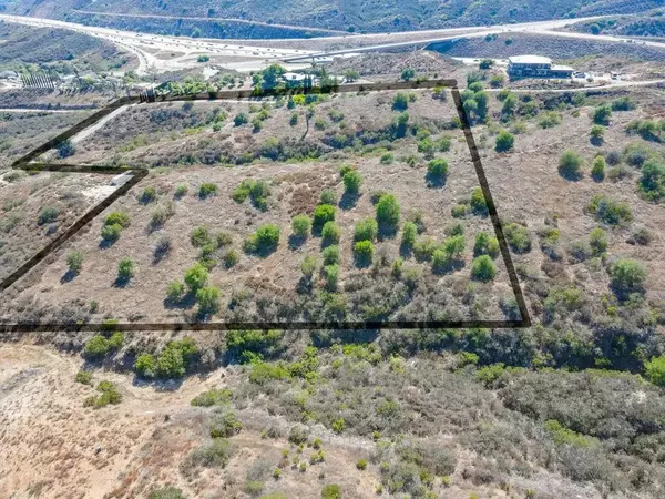 Escondido, CA 92026,Palos Verdes Drive