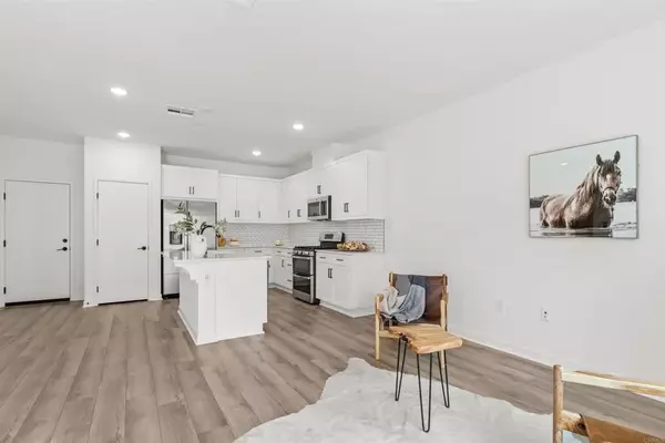 Fallbrook, CA 92028,319 MINNEOLA PLACE