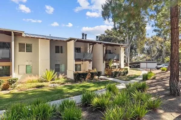 1750 S El Camino Real South #211, Encinitas, CA 92024