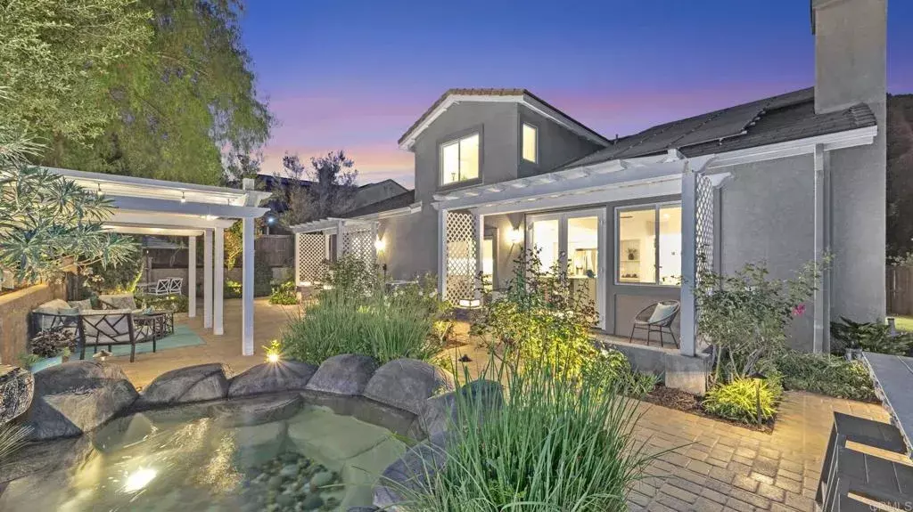 Escondido, CA 92027,285 Oak Valley Lane