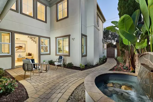 Carlsbad, CA 92009,6911 Goldstone Rd