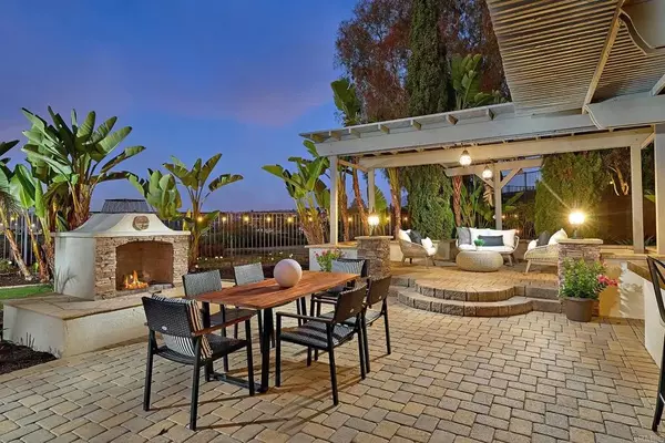 Carlsbad, CA 92009,6911 Goldstone Rd