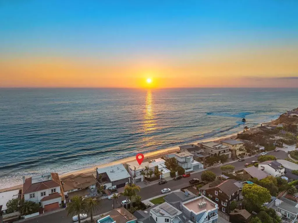 Solana Beach, CA 92075,341 Pacific Avenue