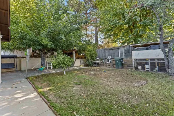 Escondido, CA 92027,1427 Kingston Drive