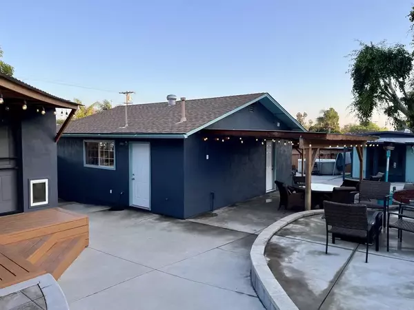 Vista, CA 92083,1030 Maryland Drive