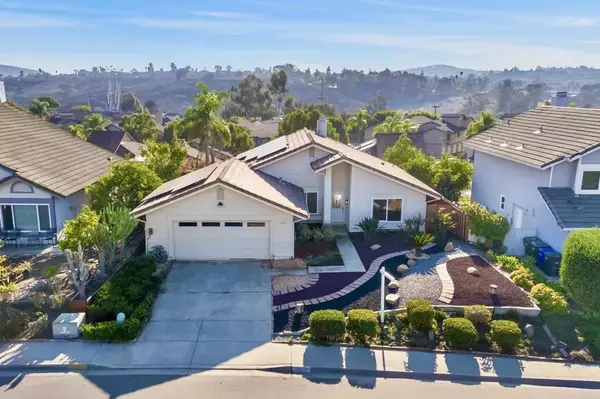 11017 Via Merida, La Mesa, CA 91941