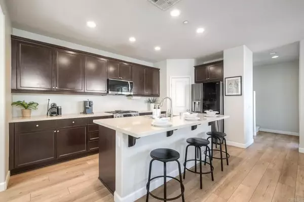 San Marcos, CA 92078,2434 Sentinel Ln