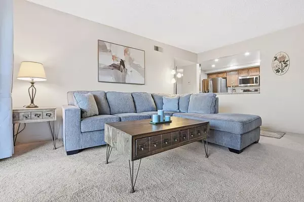 Escondido, CA 92025,1040 E Washington Avenue #37