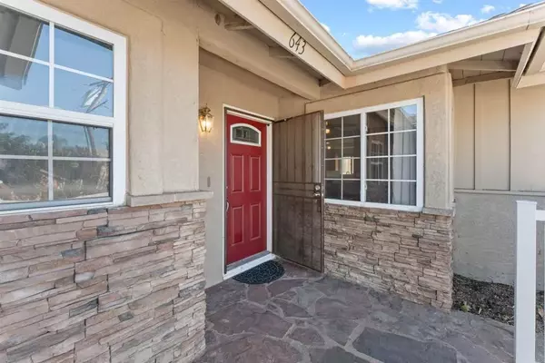 Escondido, CA 92025,643 Beechwood St.