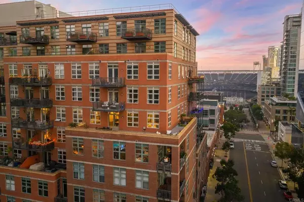 San Diego, CA 92101,877 Island Avenue #701