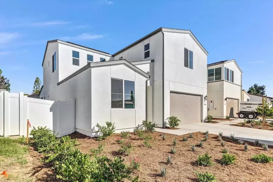 7636 Acama Street, San Diego, CA 92126