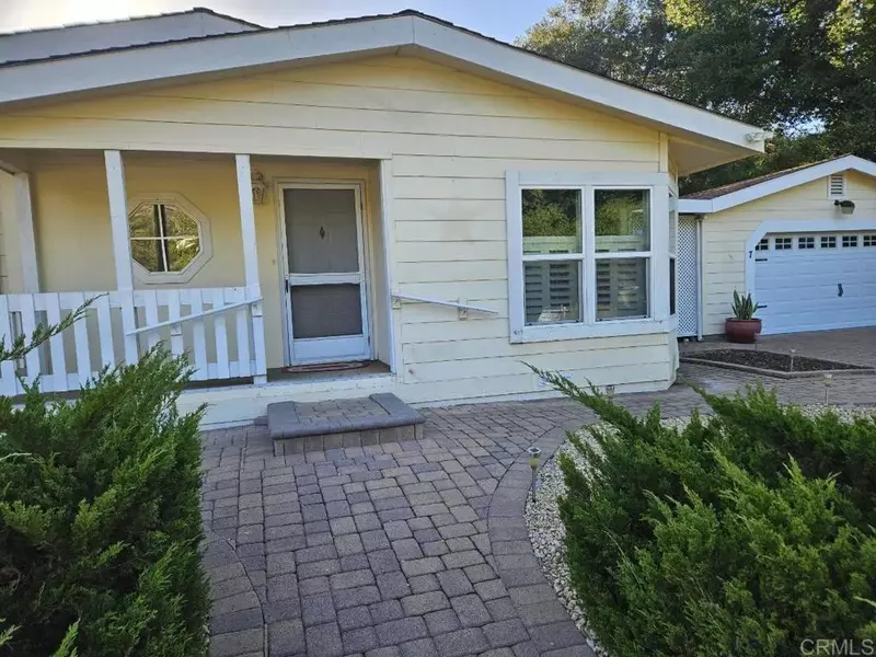 8975 Lawrence Welk Drive #7, Escondido, CA 92026