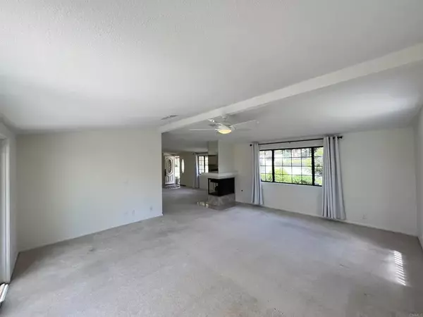 Vista, CA 92084,1602 Warmlands Avenue