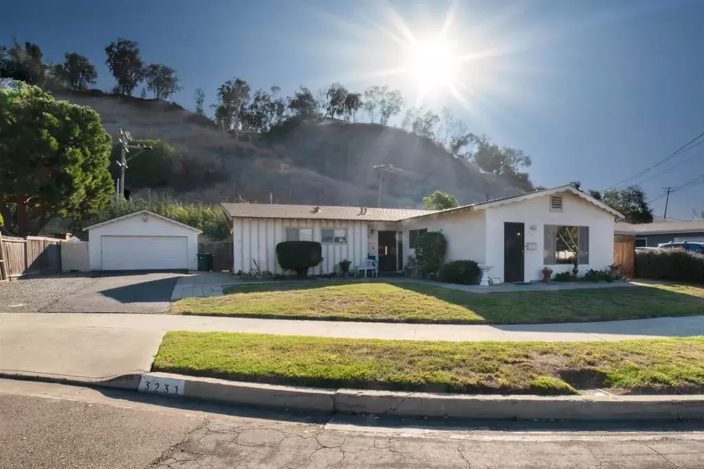 Oceanside, CA 92054,3231 Roberta Lane