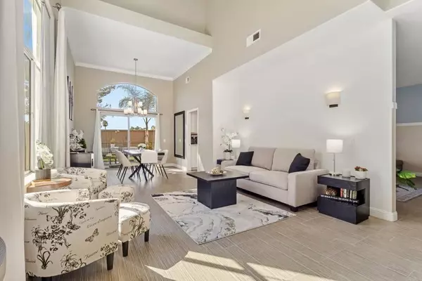 Oceanside, CA 92056,1527 Via Otano