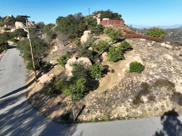 Fallbrook, CA 92028,Rainbow Peaks