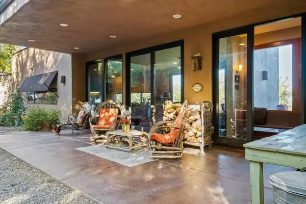 2810 Three Peaks Lane, Julian, CA 92036