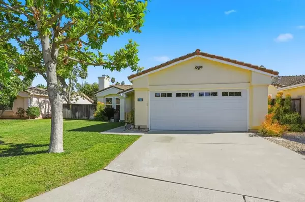 Vista, CA 92084,2112 Savona Ct