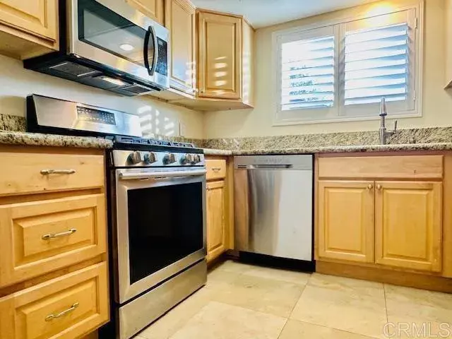 Oceanside, CA 92057,1034 Turnstone Way