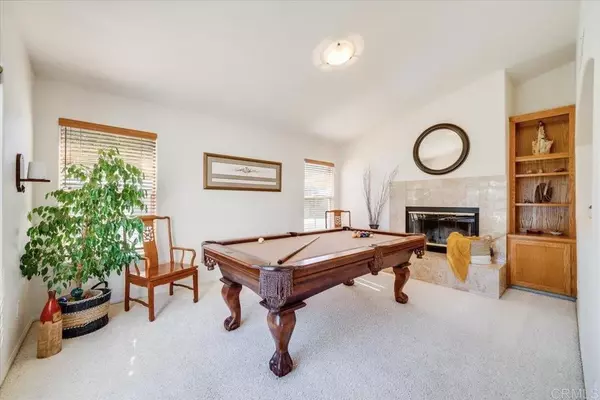 Ramona, CA 92065,16996 Archie Moore Ring