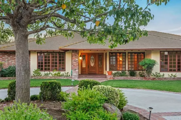 Escondido, CA 92029,3652 Monte Real