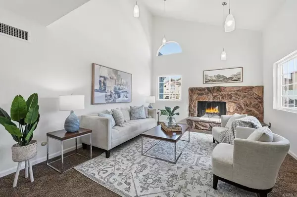 San Diego, CA 92154,946 Fuchsia Lane