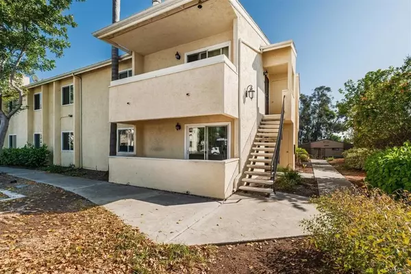 9949 Erma Road #103, San Diego, CA 92131