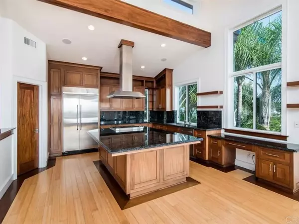 Carlsbad, CA 92008,2705 Highland Drive