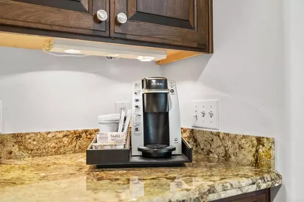 Carlsbad, CA 92009,7323 Estrella De Mar Road #36