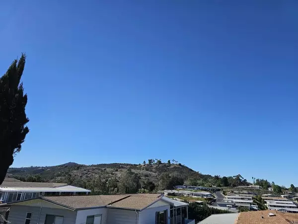 San Marcos, CA 92078,1195 La Moree #75