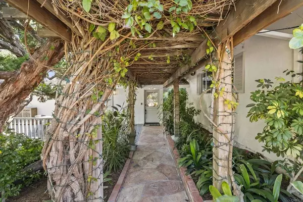 Rancho Santa Fe, CA 92067,6147 Camino Selva