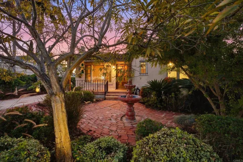 San Diego, CA 92115,4534 59th Street