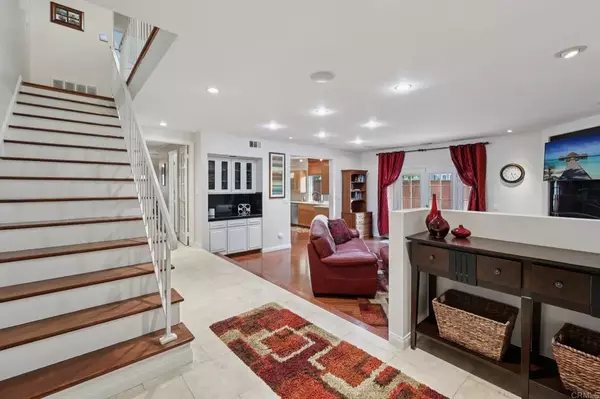 Carlsbad, CA 92009,6712 Cantil Street